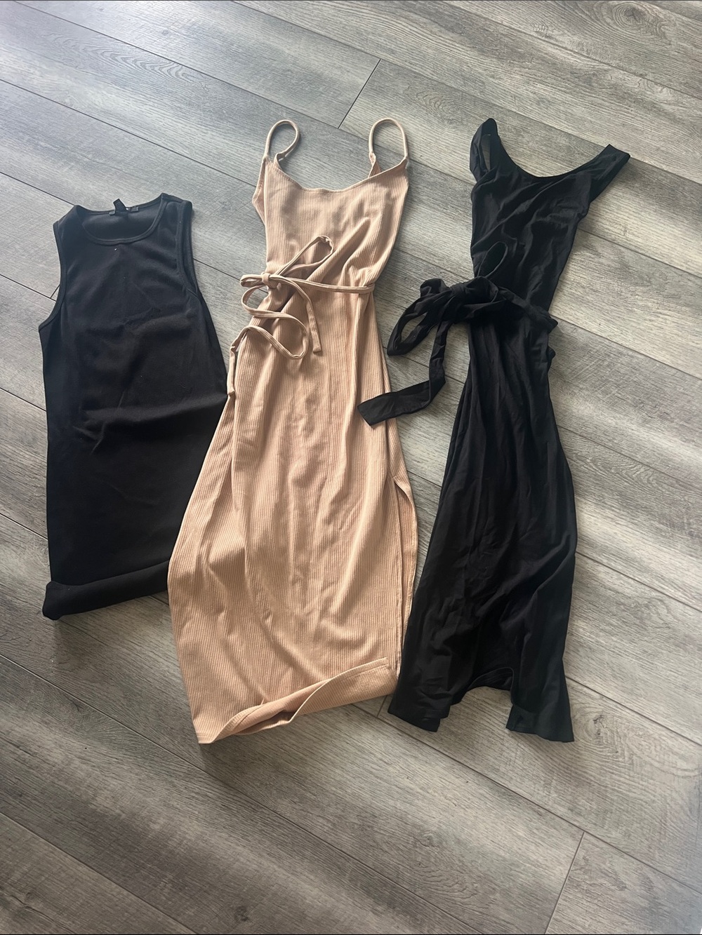 Forever 21 dress bundle - Sleeveless Summer Midi
